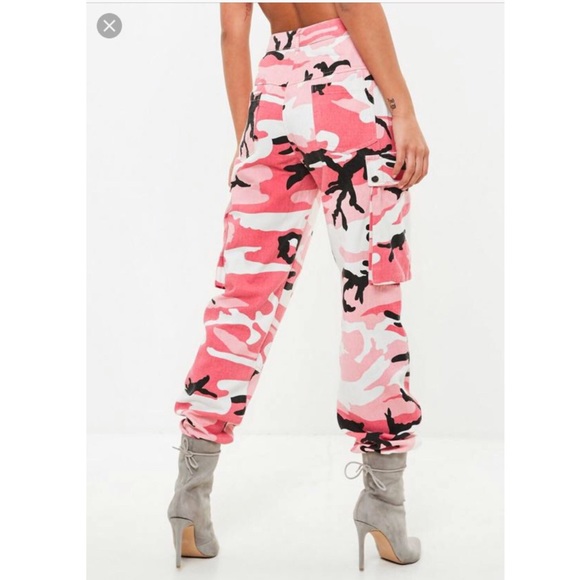 super dope pink camo pants BRAND NEW W TAGS! - Picture 3 of 4